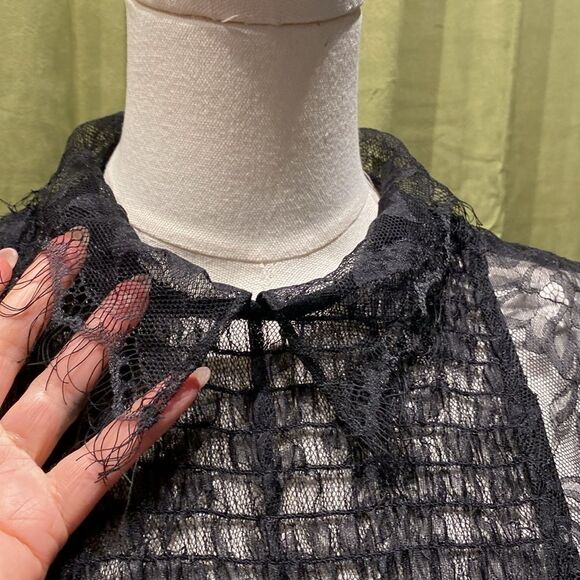 Alice McCall Black Lace romper, US4 - Picture 4 of 11